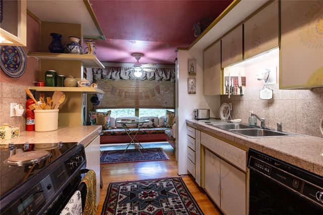 741 Lewis Avenue, Fayetteville, AR 72701