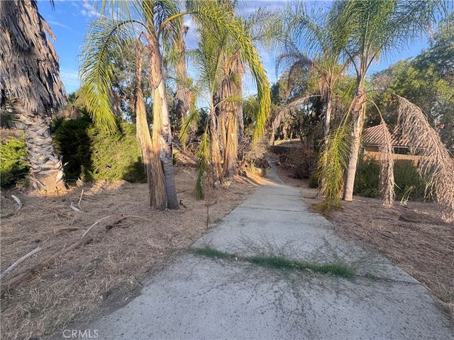 16801 Sendero Del Charro, Riverside, CA 92504