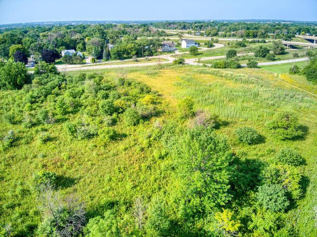 11000 W MILL ROAD, Milwaukee, WI 53225