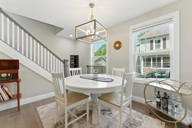55 James St, Agawam, MA 01030
