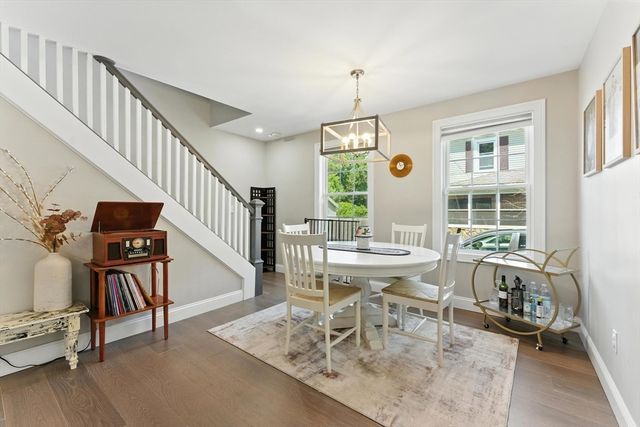 55 James St, Agawam, MA 01030