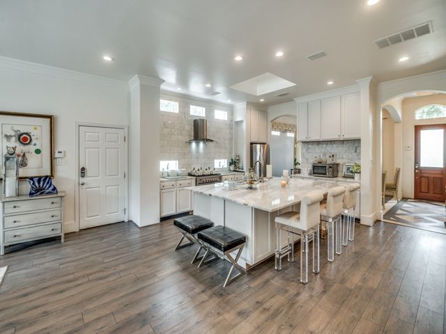 6702 Oriole Drive, Dallas, TX 75209