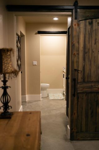 82 Circle Hook, Port O Connor, TX 77982