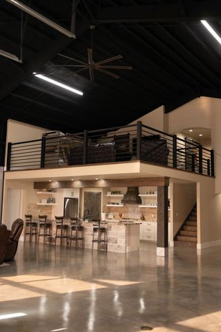 82 Circle Hook, Port O Connor, TX 77982