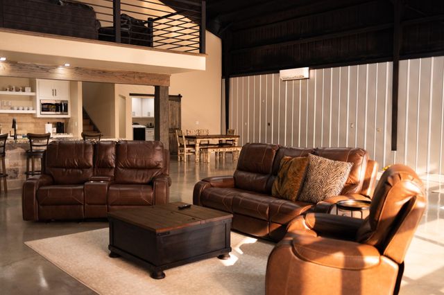 82 Circle Hook, Port O Connor, TX 77982