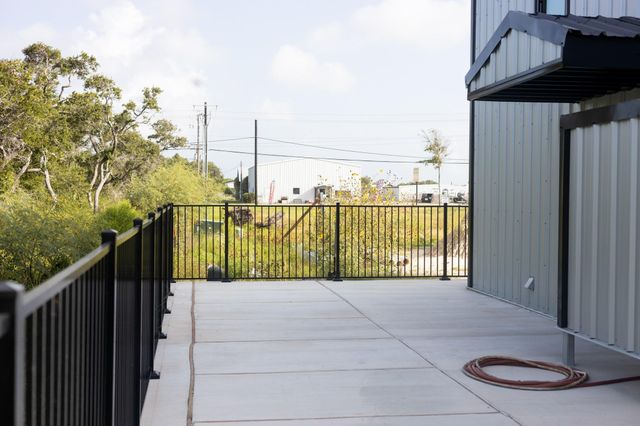 82 Circle Hook, Port O Connor, TX 77982