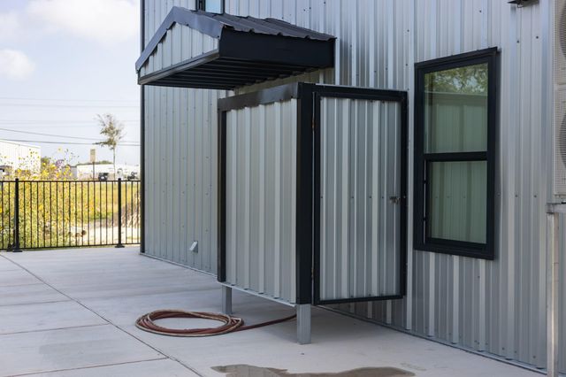 82 Circle Hook, Port O Connor, TX 77982