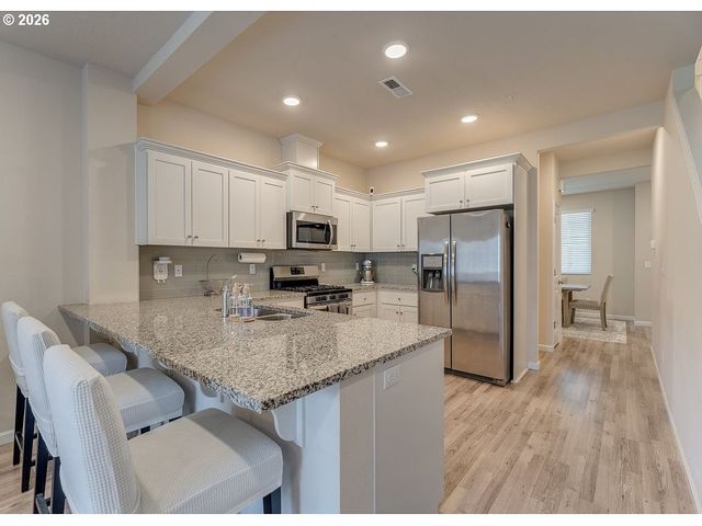 15690 Nw SNOWBUSH Ln, Portland, OR 97229