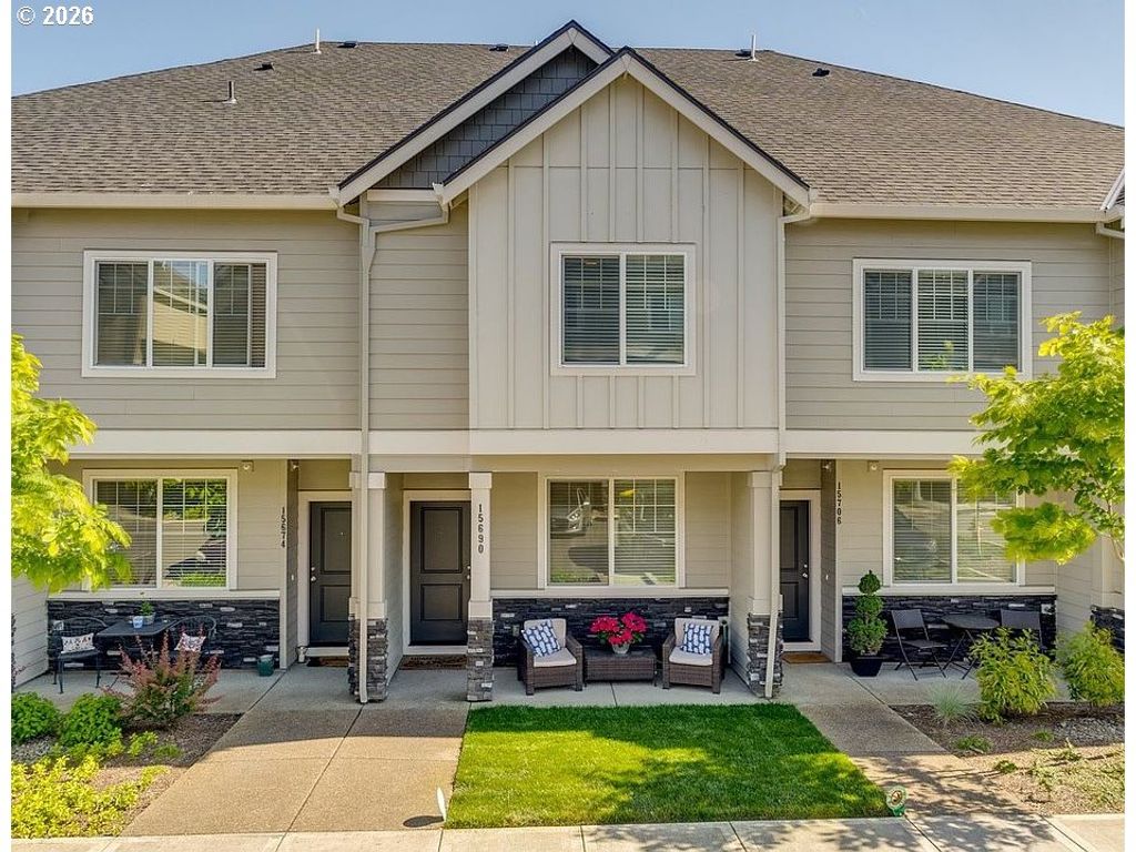 15690 Nw SNOWBUSH Ln, Portland, OR 97229