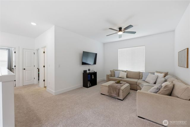 18526 Sawgrass Drive NE, Poulsbo, WA 98370