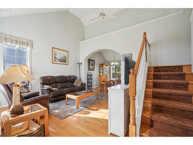 21937 Ne MASON St, Fairview, OR 97024