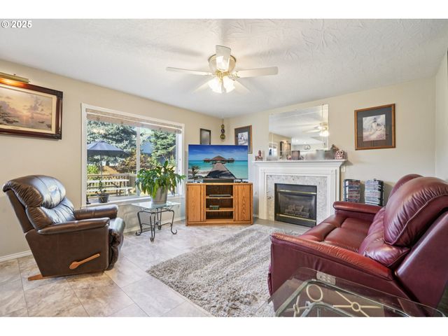 21937 Ne MASON St, Fairview, OR 97024