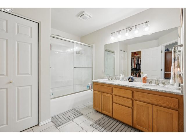 21937 Ne MASON St, Fairview, OR 97024