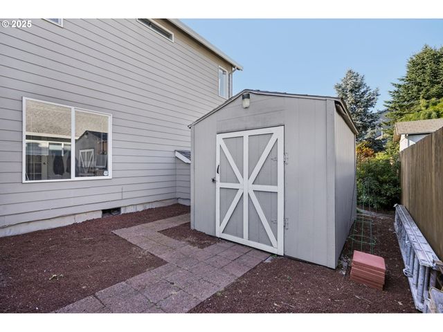 21937 Ne MASON St, Fairview, OR 97024