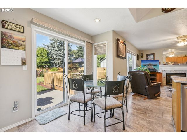 21937 Ne MASON St, Fairview, OR 97024