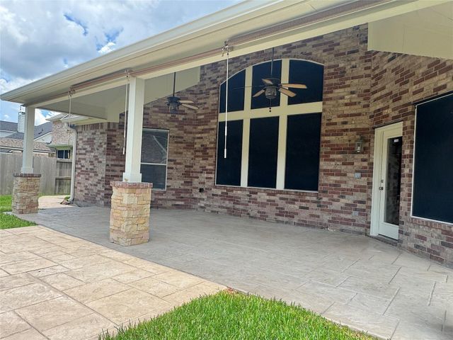 2509 Cambria Court, League City, TX 77573