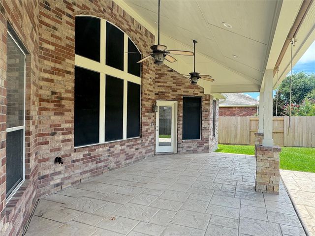 2509 Cambria Court, League City, TX 77573
