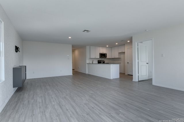 2658 Pechora Pipit St, New Braunfels, TX 78130
