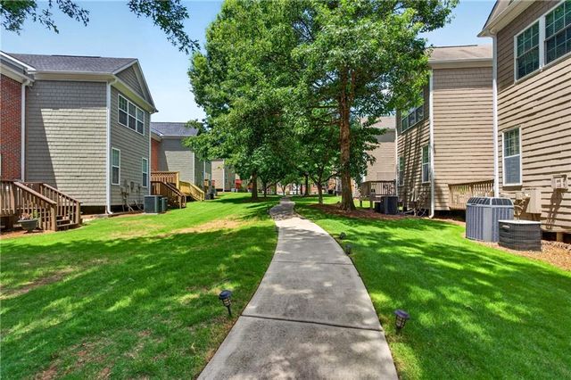 6076 Tennyson Park Way, Peachtree Corners, GA 30092