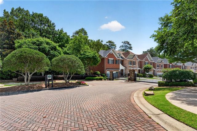 6076 Tennyson Park Way, Peachtree Corners, GA 30092