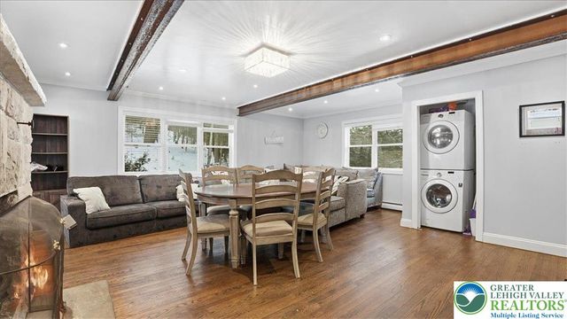 172 Evergreen Hollow Road, Chestnuthill Twp, PA 18330