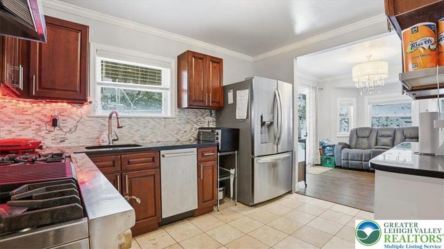 172 Evergreen Hollow Road, Chestnuthill Twp, PA 18330