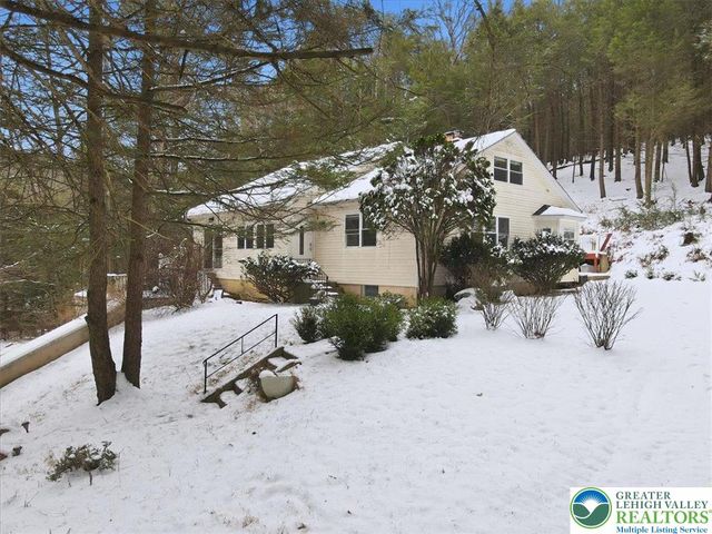 172 Evergreen Hollow Road, Chestnuthill Twp, PA 18330