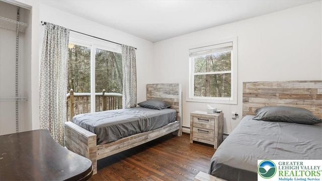 172 Evergreen Hollow Road, Chestnuthill Twp, PA 18330