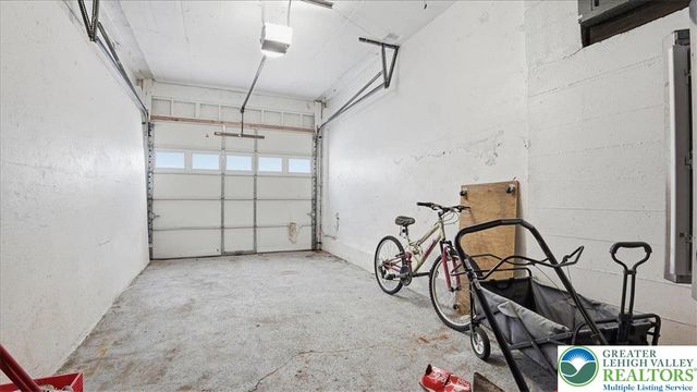 172 Evergreen Hollow Road, Chestnuthill Twp, PA 18330