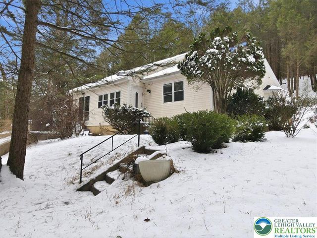 172 Evergreen Hollow Road, Chestnuthill Twp, PA 18330