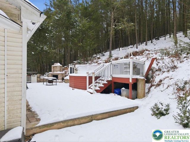 172 Evergreen Hollow Road, Chestnuthill Twp, PA 18330