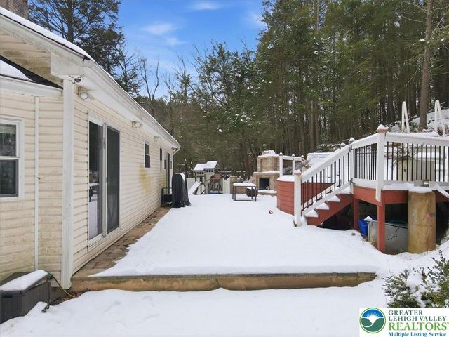 172 Evergreen Hollow Road, Chestnuthill Twp, PA 18330