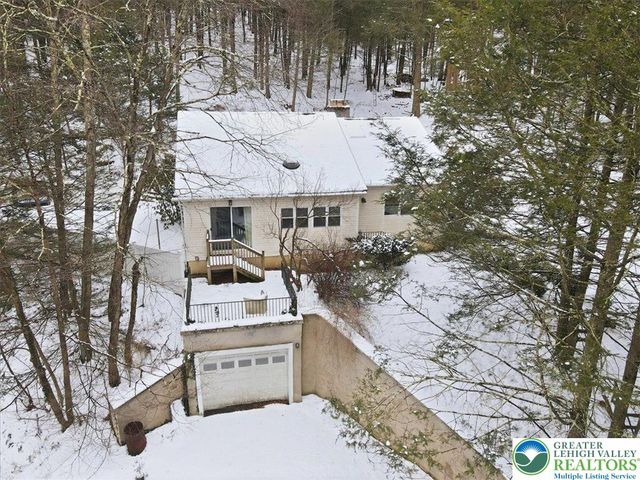 172 Evergreen Hollow Road, Chestnuthill Twp, PA 18330