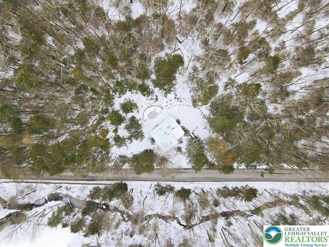 172 Evergreen Hollow Road, Chestnuthill Twp, PA 18330