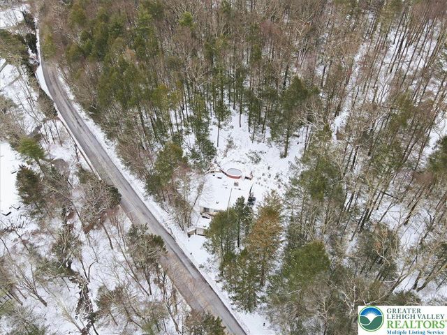 172 Evergreen Hollow Road, Chestnuthill Twp, PA 18330