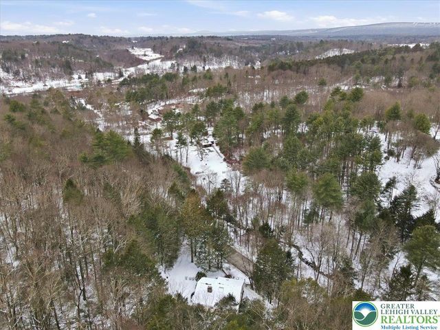 172 Evergreen Hollow Road, Chestnuthill Twp, PA 18330