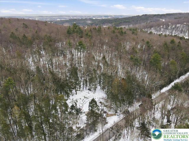 172 Evergreen Hollow Road, Chestnuthill Twp, PA 18330