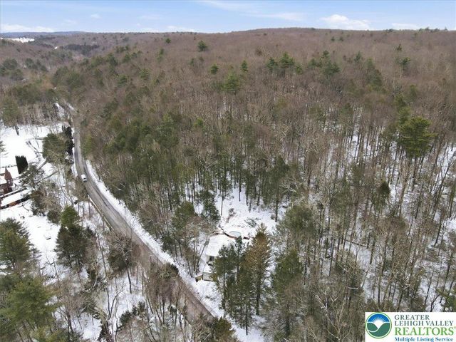 172 Evergreen Hollow Road, Chestnuthill Twp, PA 18330