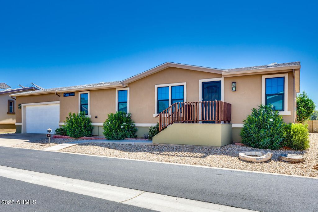 Image 1 of property listing at 17200 W BELL Road 2329, Surprise, AZ 85374
