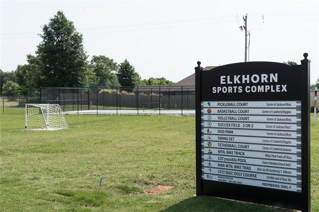 727 MacDonald Drive, Pea Ridge, AR 72751