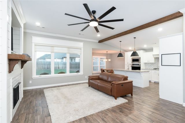 727 MacDonald Drive, Pea Ridge, AR 72751