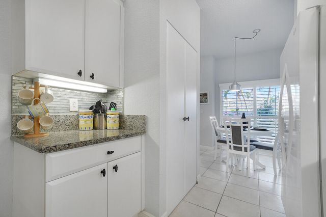 7623 Southampton Terrace 113, Tamarac, FL 33321