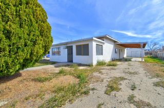 336 Los Lentes Road NE, Los Lunas, NM 87031