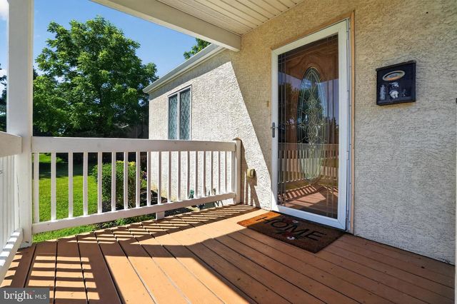 137 WALKER LN, King Of Prussia, PA 19406