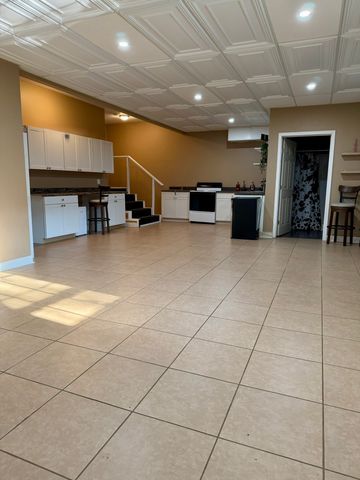 1198 Ed Sanders Rd, Lynchburg, TN 37352