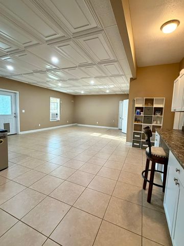 1198 Ed Sanders Rd, Lynchburg, TN 37352