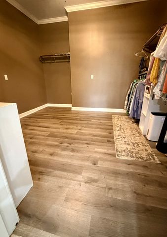 1198 Ed Sanders Rd, Lynchburg, TN 37352
