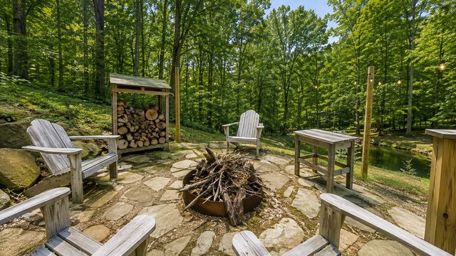 1198 Ed Sanders Rd, Lynchburg, TN 37352