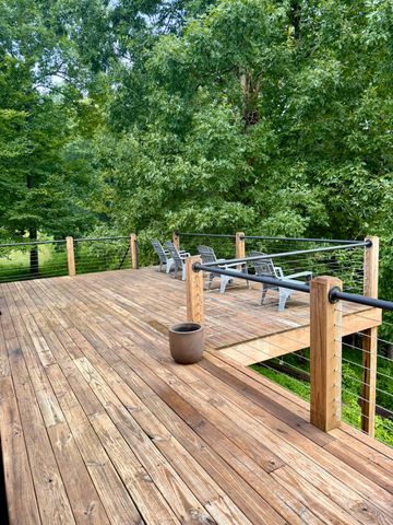 1198 Ed Sanders Rd, Lynchburg, TN 37352
