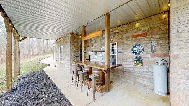 1198 Ed Sanders Rd, Lynchburg, TN 37352